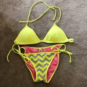 VS bikini
